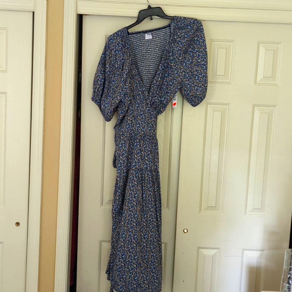 Floral puff sleeve dresss